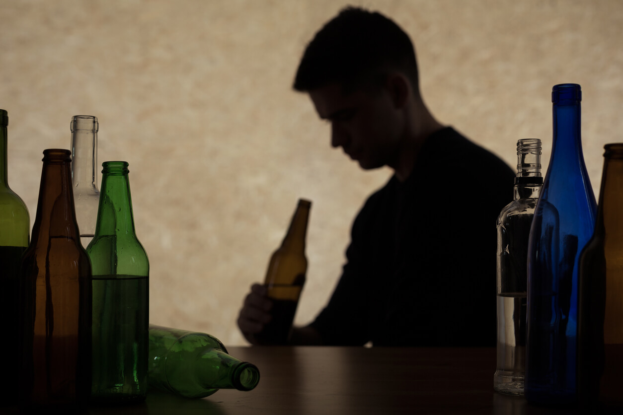 Clínica para alcoólatras: quando é a melhor opção?