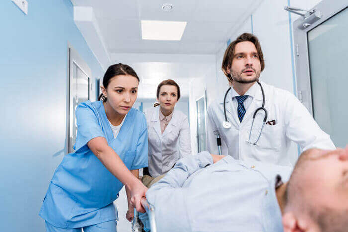 Existe limite de tempo na clínica de recuperação